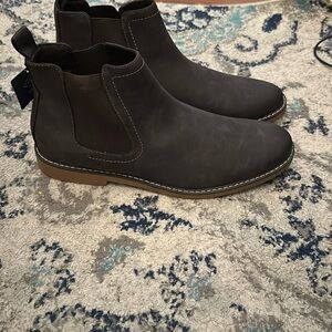 Men’s St. John’s Bay dress boots, brand new size 13, dark brown